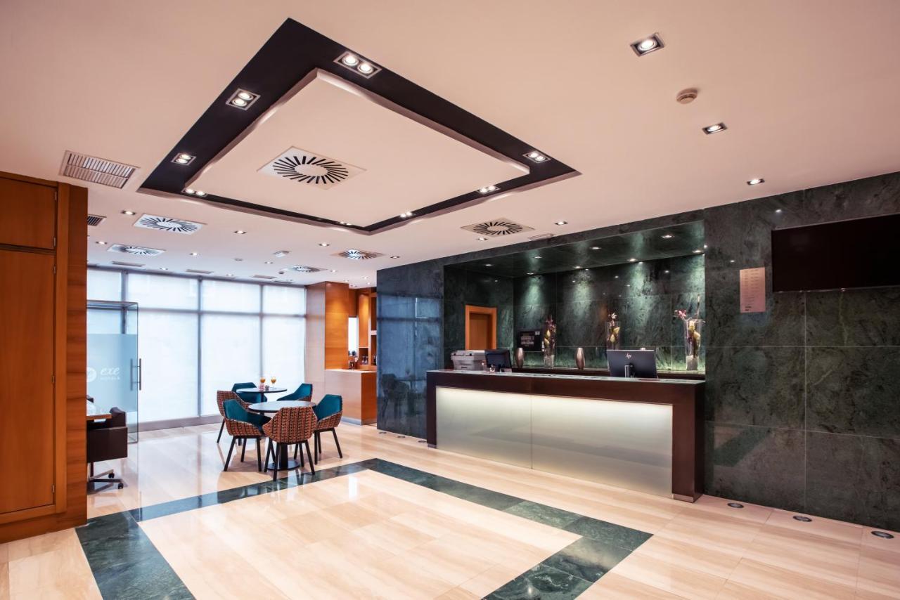Hotel Exe León Extérieur photo