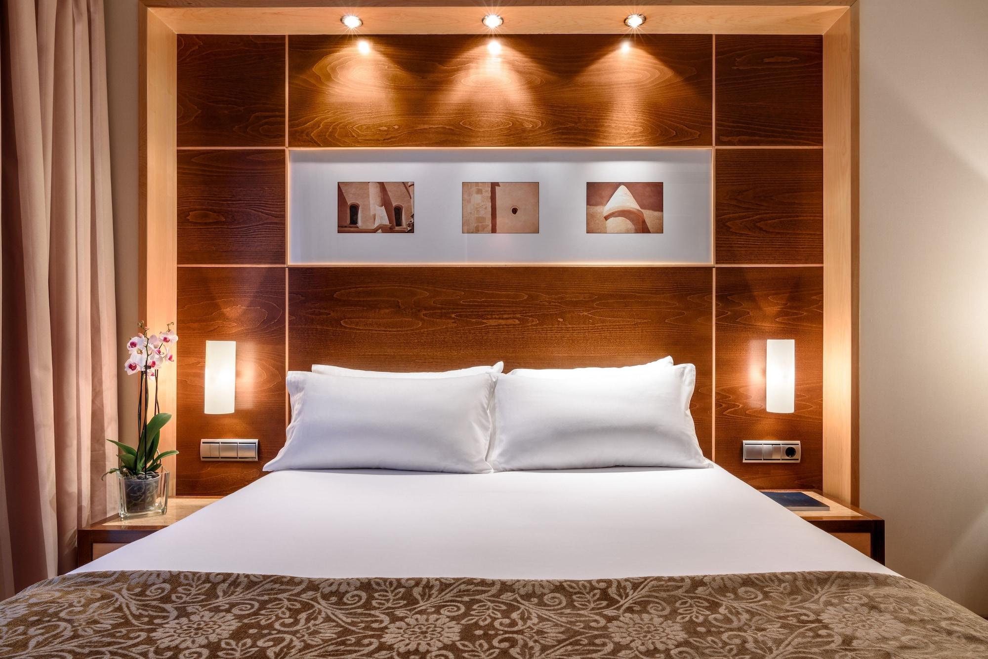 Hotel Exe León Extérieur photo