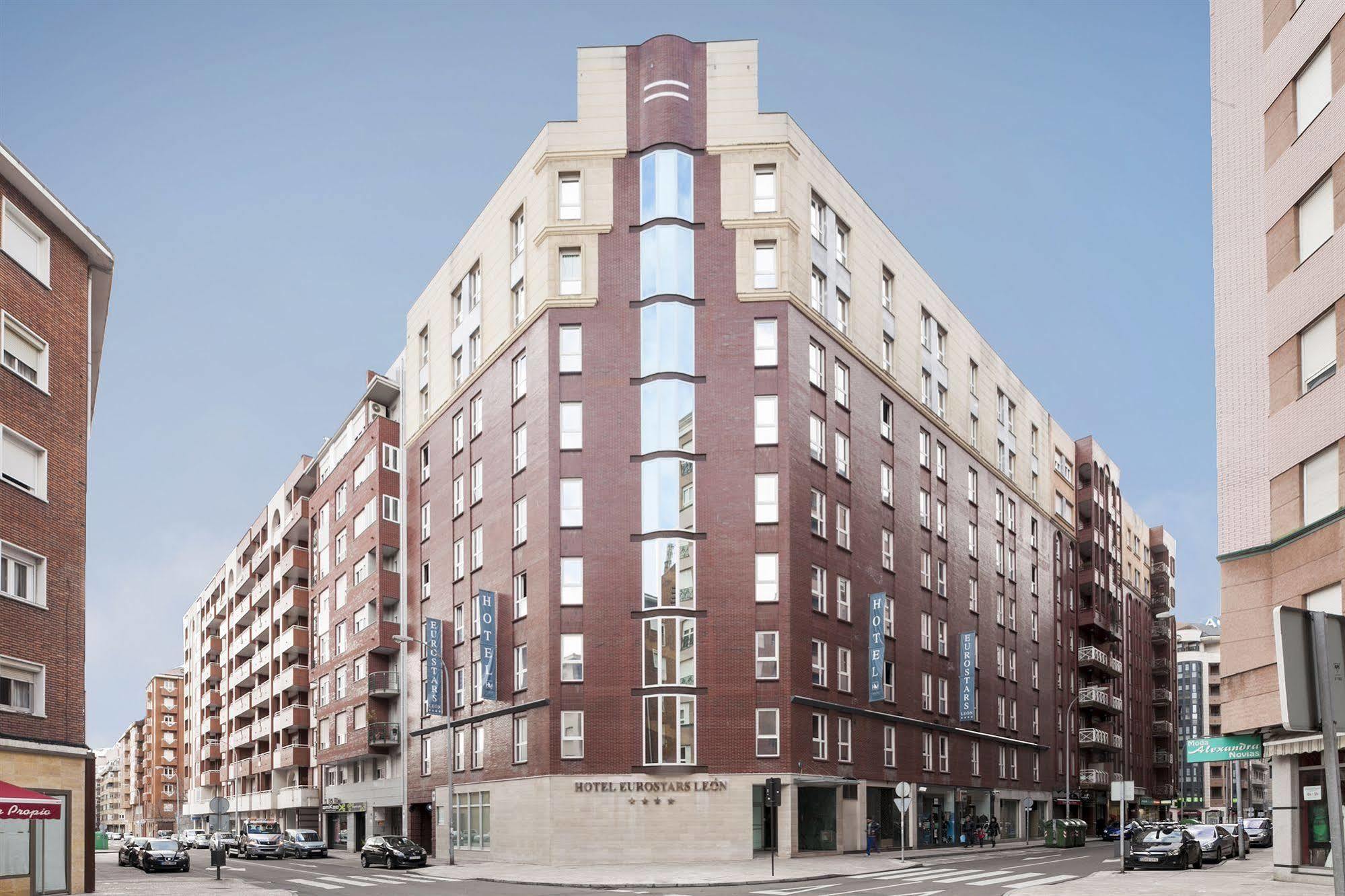Hotel Exe León Extérieur photo